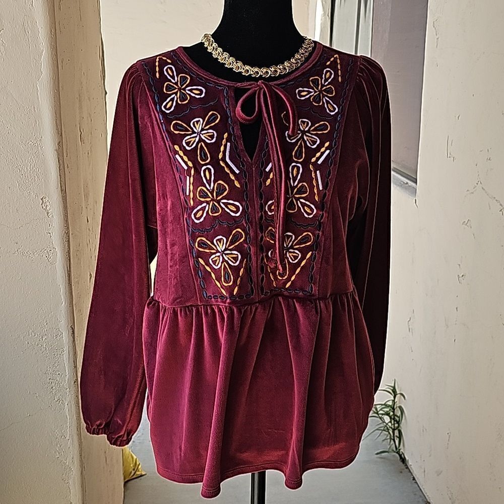 Velour bohemian style pullover top by Bobeau size small